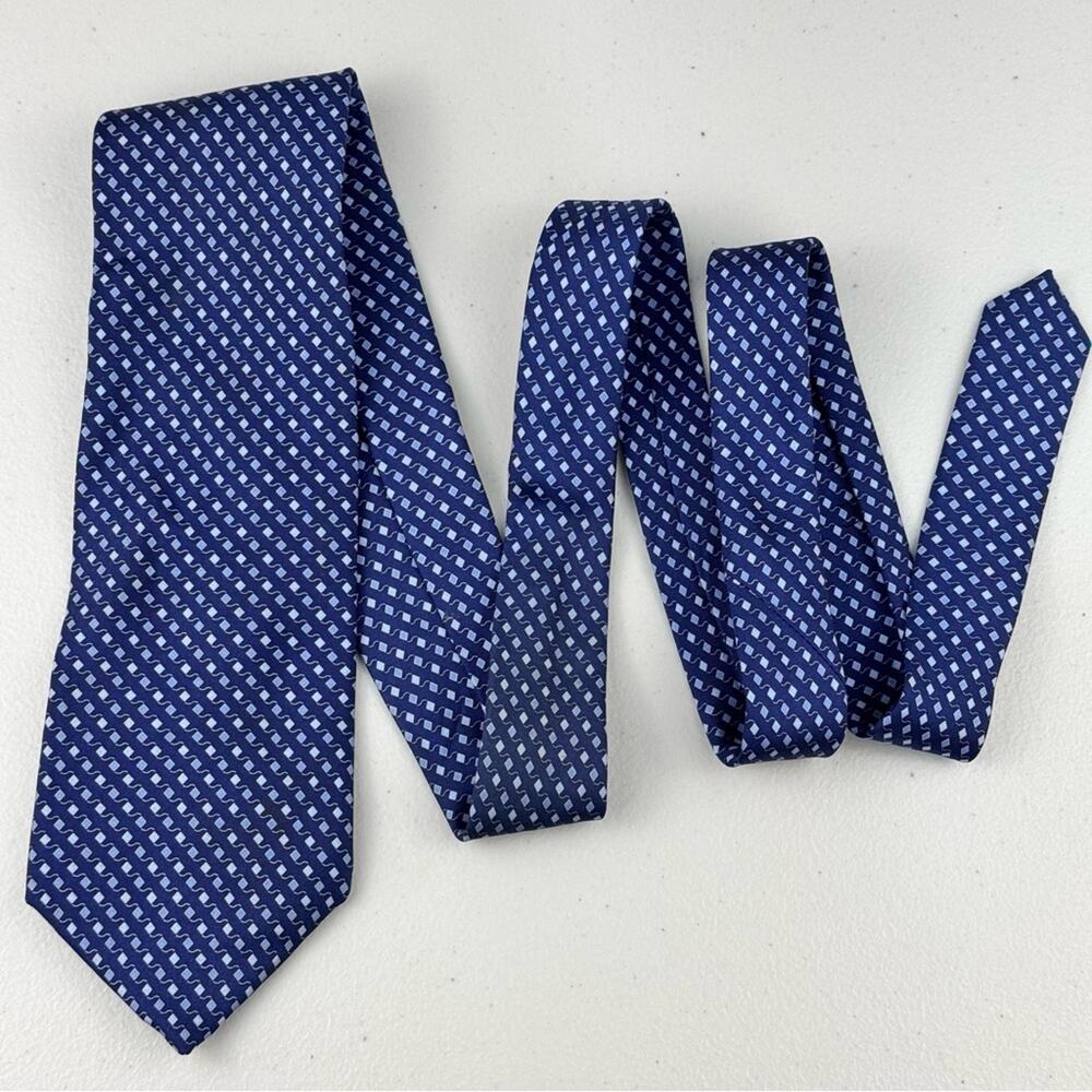 Brooks Basics Made In USA %100 Silk Mens Neckwear Blue Patterned Tie